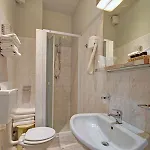 Astor 3*