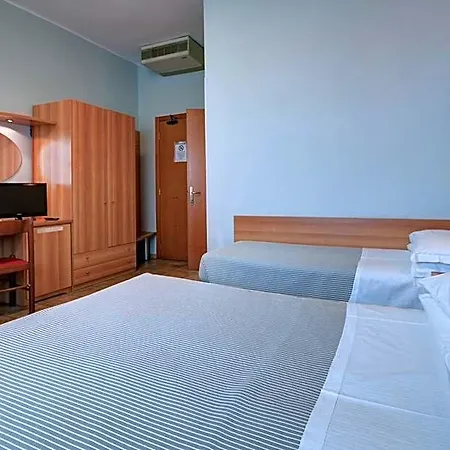 Hotel Astor 3*