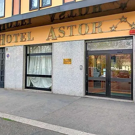 Astor 3* Турин