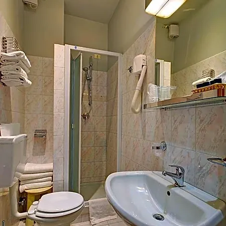 Astor 3*