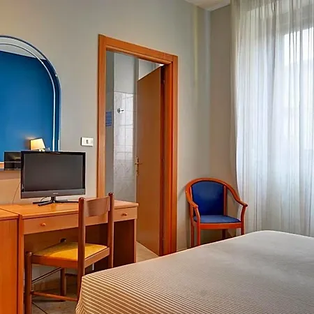 Astor 3*