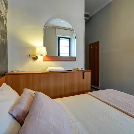 Hotel Astor 3*