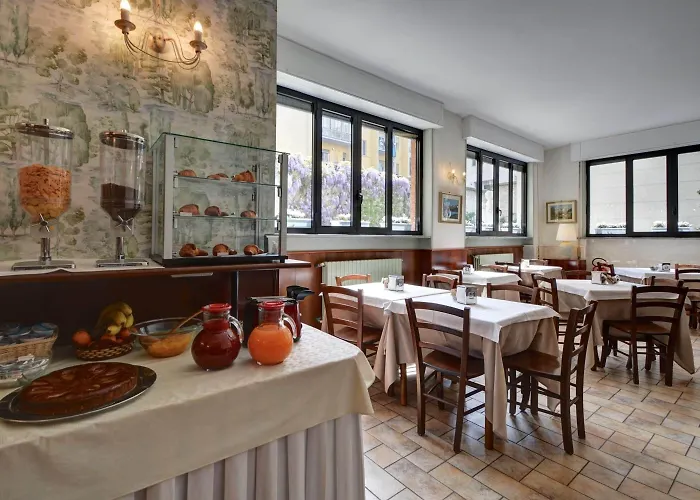 Ξενοδοχείο Astor 3*