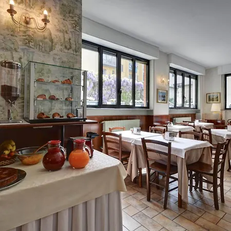 Hotel Astor 3*