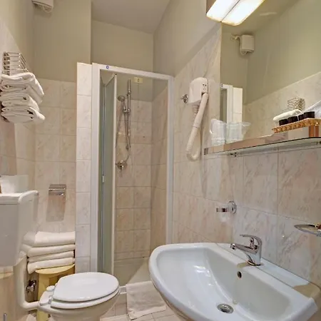 Astor 3*